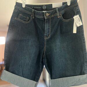 Dress Barn Jean Short NWT Size 12